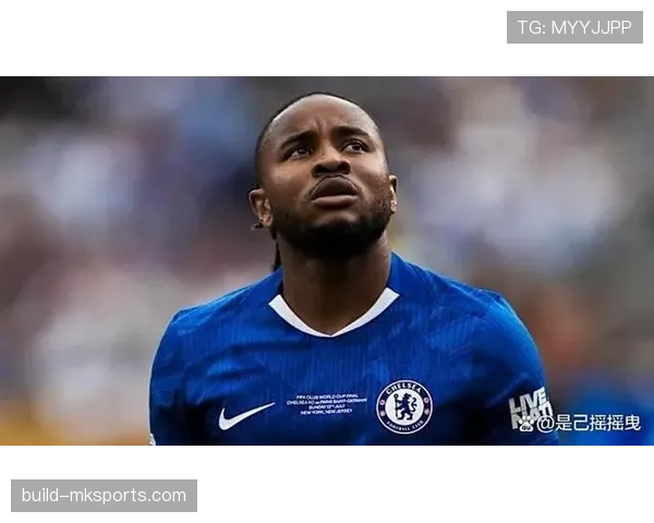 恩昆库从边锋到中路核心的角色演变分析